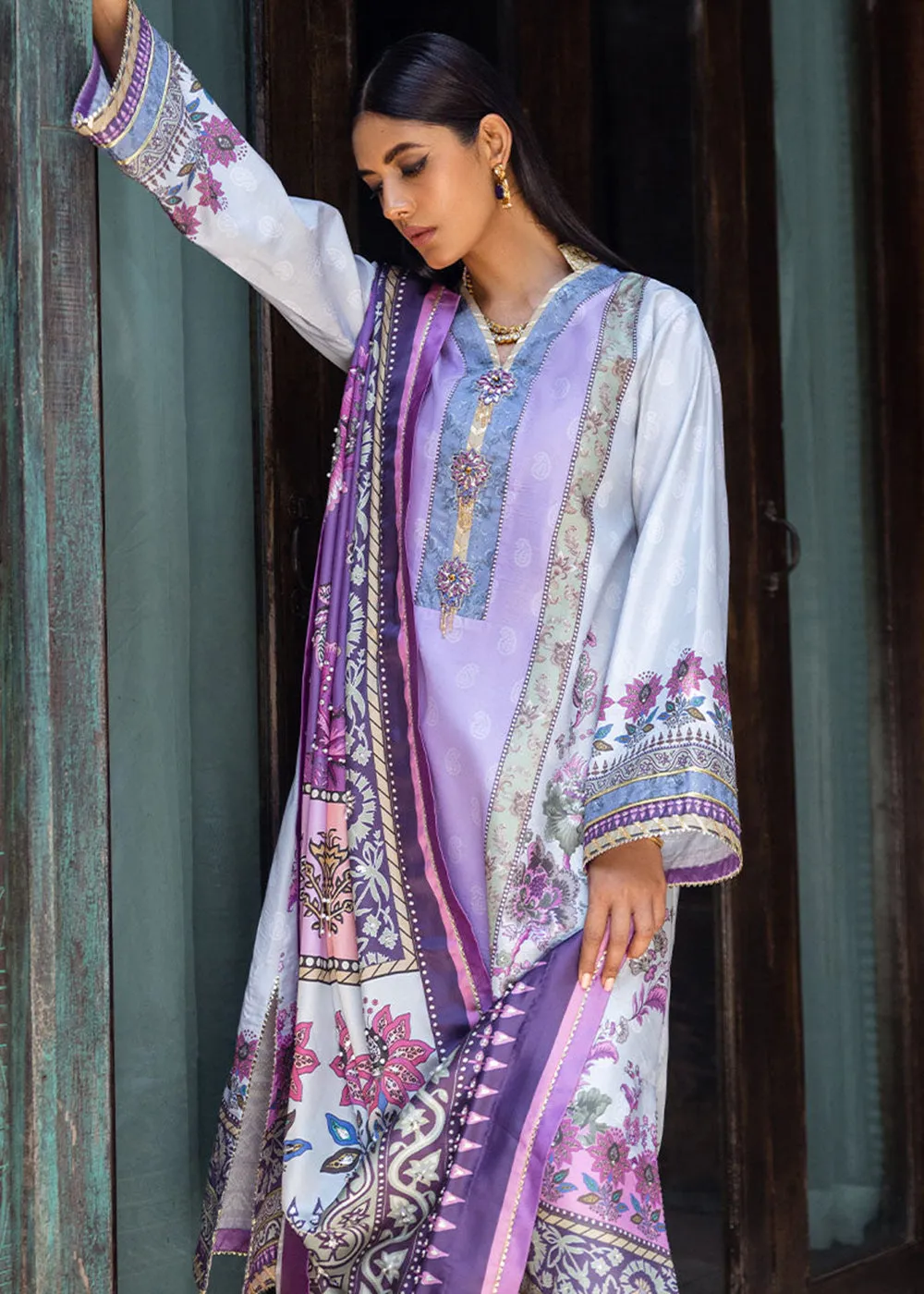 Nirvana Unstitched Silk Edit '24 by Mushq | Viola